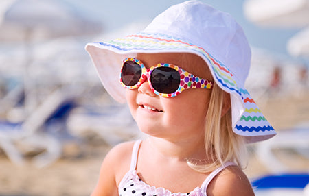 How to Choose the Right Swimsuit for Your Baby