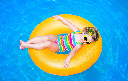 Choosing the Right Baby Swimsuit